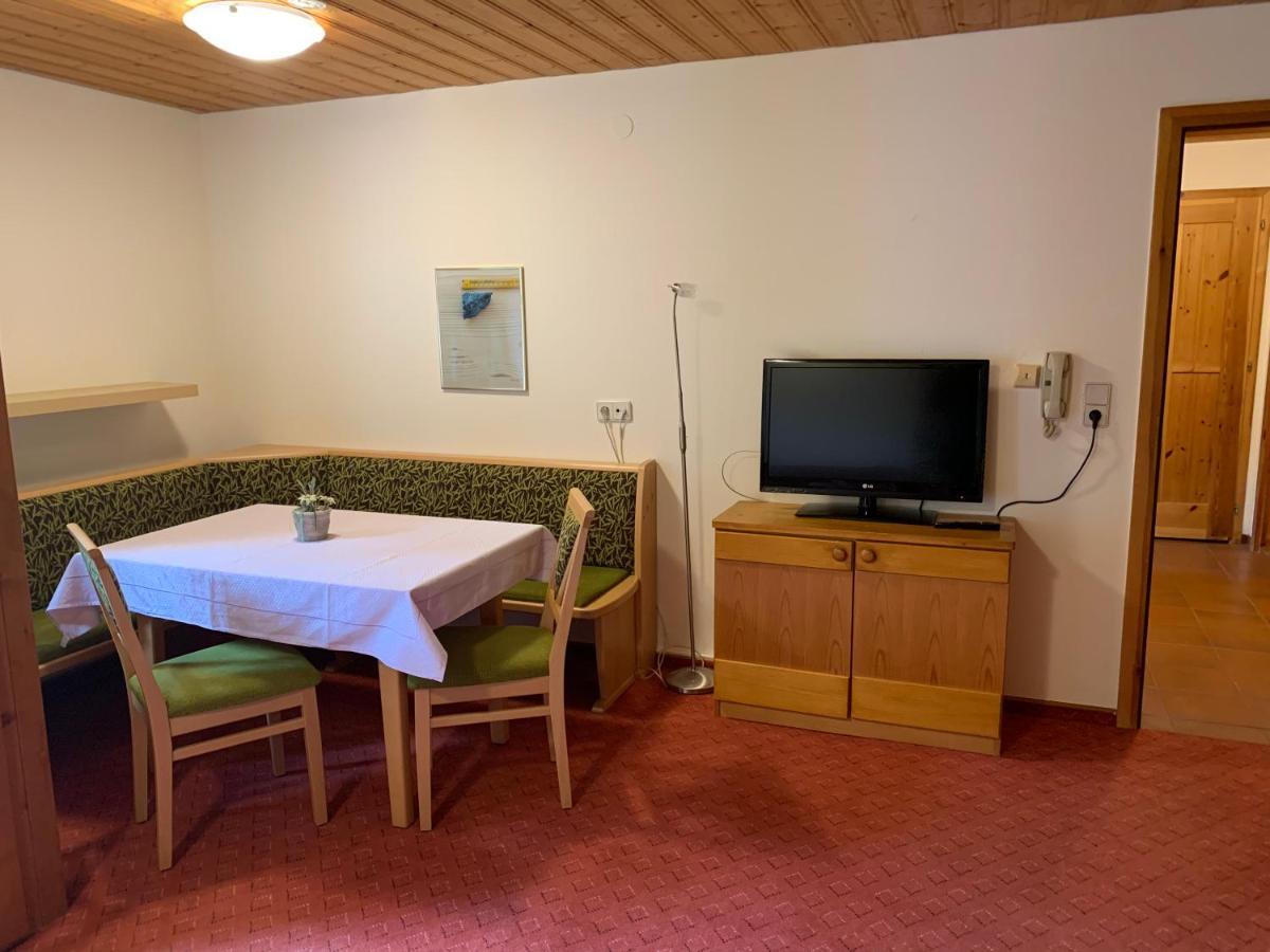 Ferienhaus Am Burgsee 라디스 외부 사진